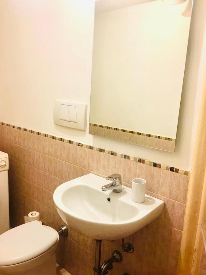 Yourvacanza Navigli Loft Apartment Milan Bagian luar foto